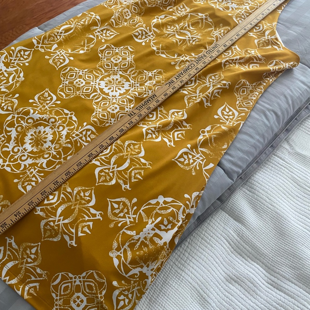 Jules and leopold gold summer dress criss  cross in back - Picture 8 of 9